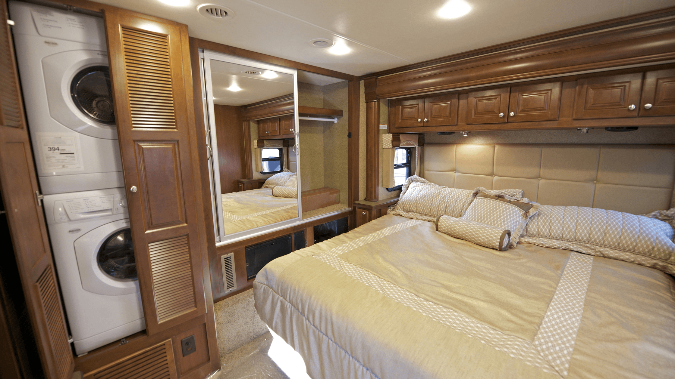 Choosing Sheets and Bedding Sets for RVs