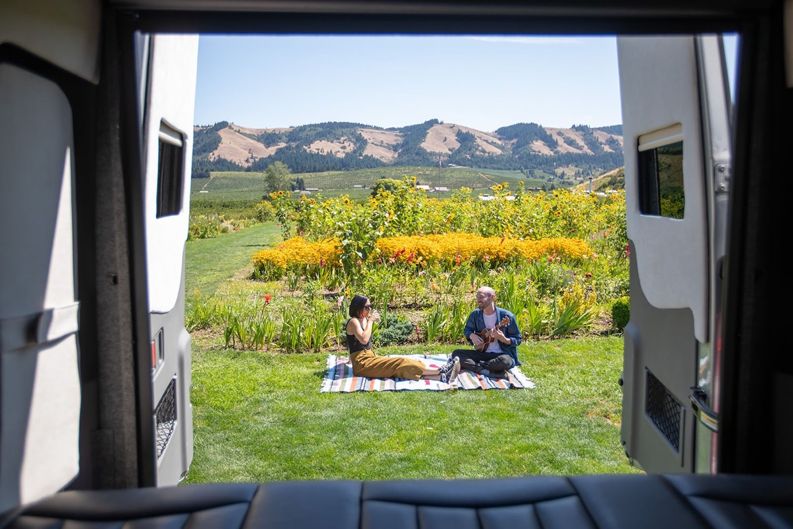 A Guide to Outdoorsy RV Rentals and Harvest Hosts Adventures