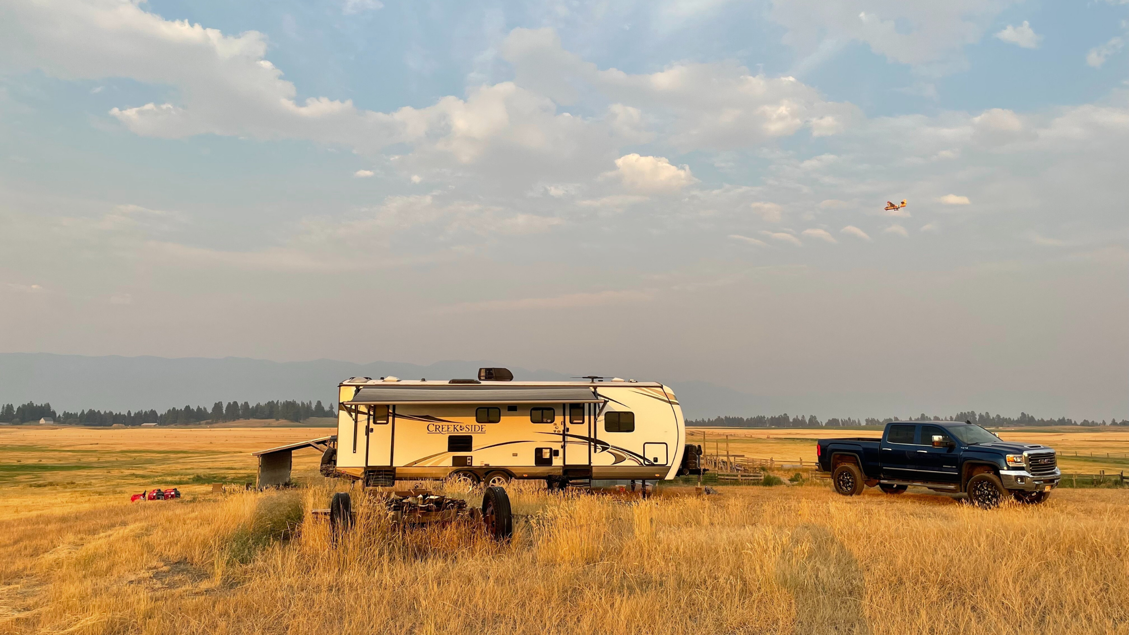 Should I Purchase a Towable RV or a Motorhome?