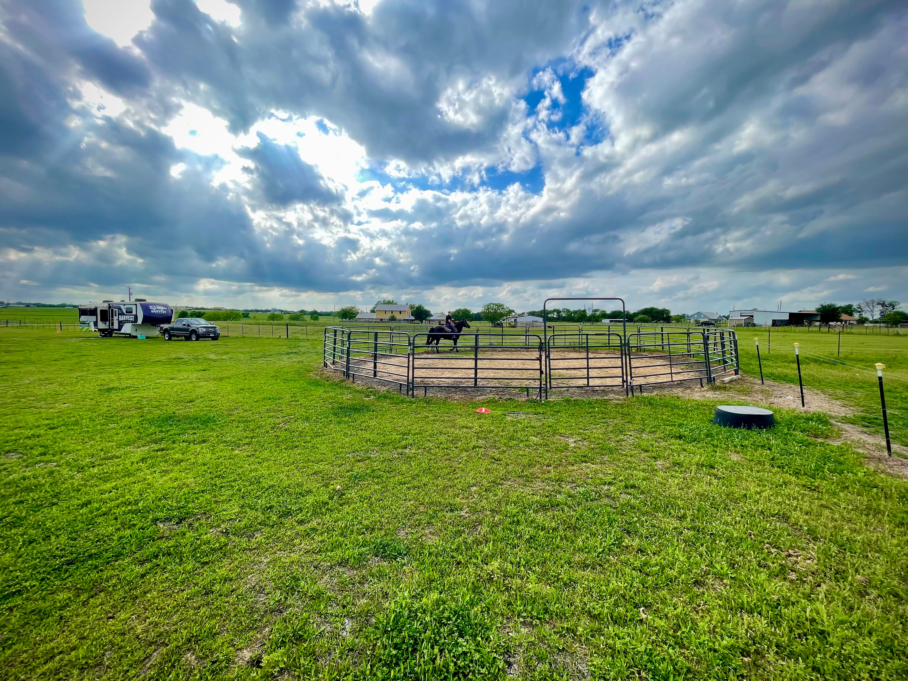 Your Ultimate Guide to Overnight RV Camping at Farms, Wineries, and Breweries in Texas