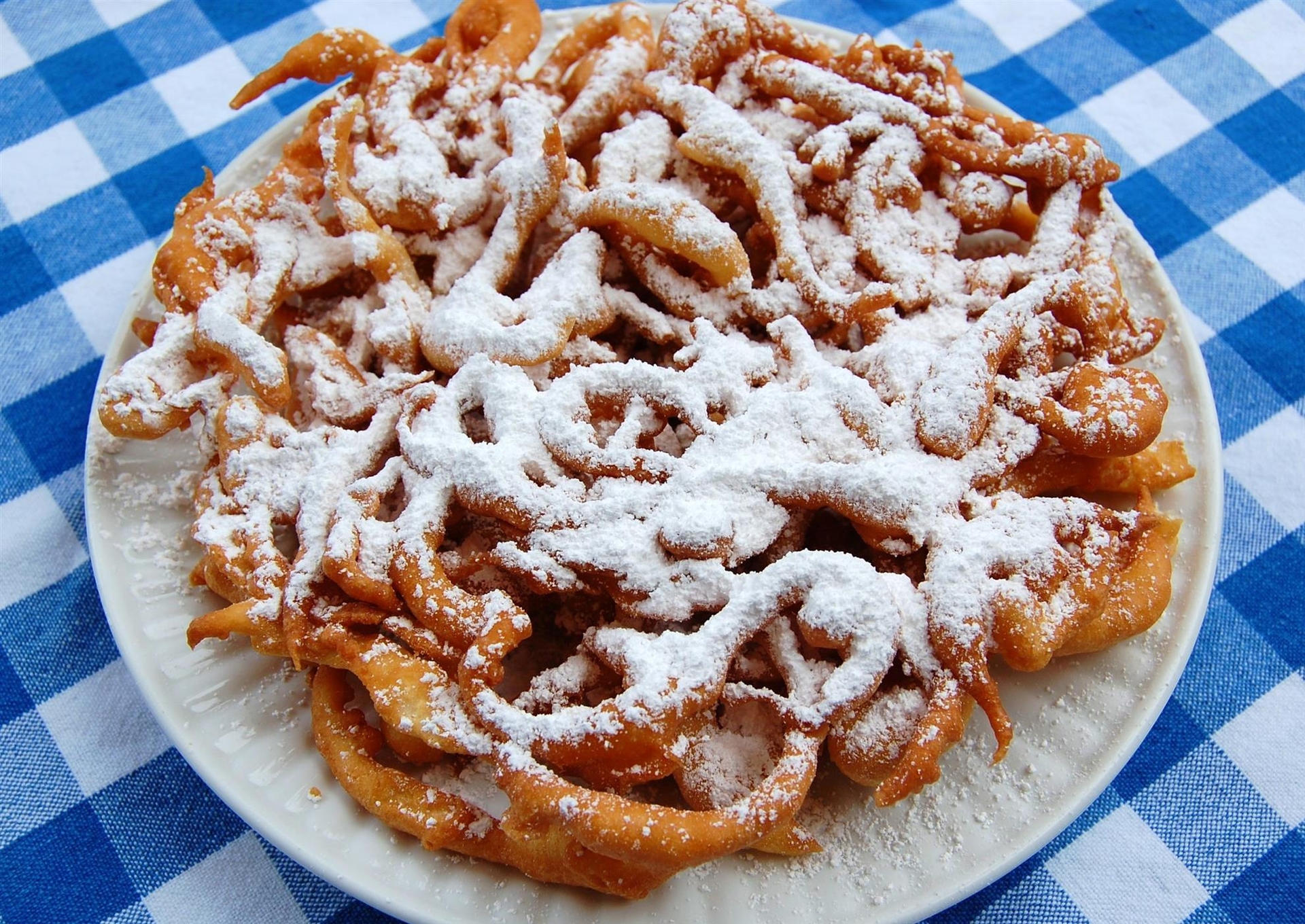 funnel-cakes-closeup(1).jpg