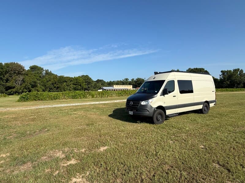 Winery stay at Secluded Vineyard Winery RV Stop