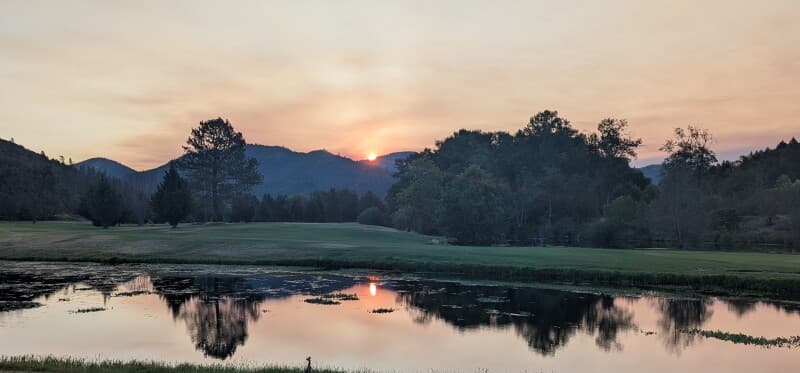 Golf Course stay at Riverside Golf & RV Resort
