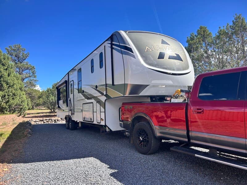 Farm stay at Forest-Edge Ranch Retreat with Full Hookups